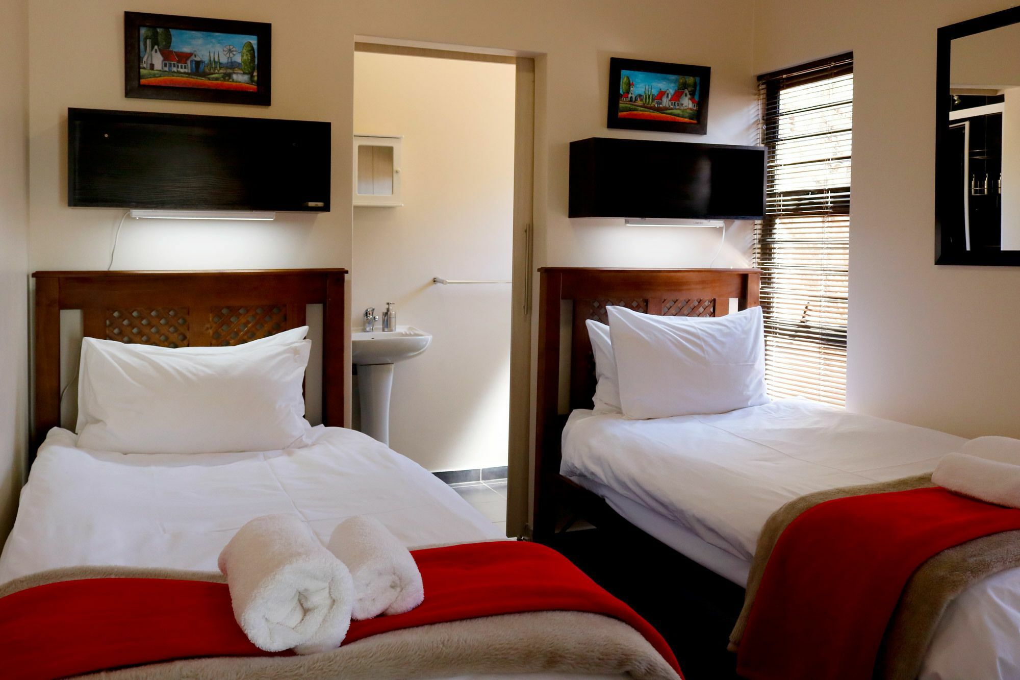 A Little Guesthouse Bloemfontein Bagian luar foto
